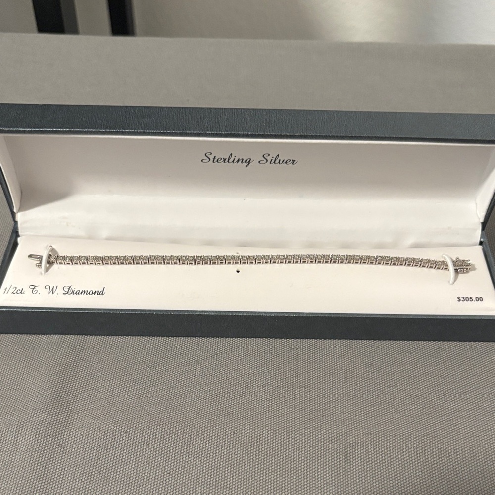 Sterling Silver 925 Stamped & 0.5 Carat Diamond Tennis Bracelet